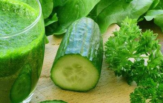 Spinach Cucumber Banana Smoothie