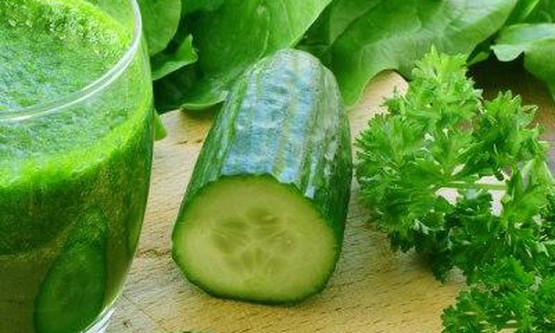 Spinach Cucumber Banana Smoothie