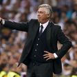 Real Madrid's coach Carlo Ancelotti gestures during their Spanish first division soccer match against Valencia at Santiago Bernabeu stadium in Madrid, Spain, May 9, 2015.  REUTERS/Paul Hanna