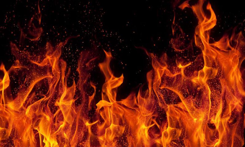 ___3617818___https:______static.pulse.com.gh___webservice___escenic___binary___3617818___2015___3___31___14___fire-05