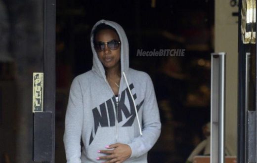 Kelly Rowland pregnant again?