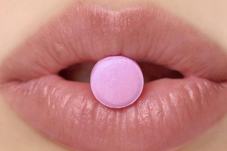 U.S. FDA approves 'female Viagra' with strong warning