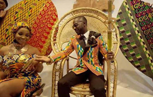 Okyeame Kwame features Benedicta Gafah in "Bra" video