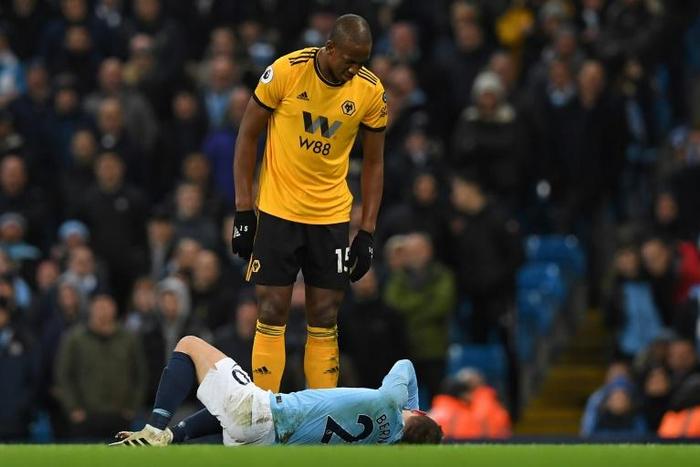 Willy Boly foul on Bernardo Silva left Wolves with 10 men after 19 minutes