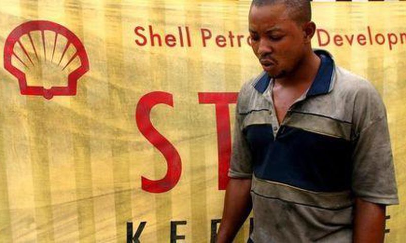 Shell asks shippers exporting Nigerian oil to sign NNPC guarantee