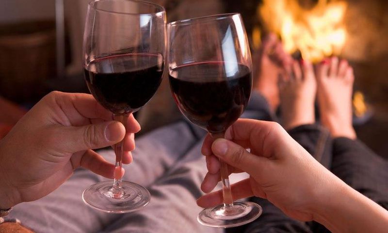 Lose weight with a glass of wine