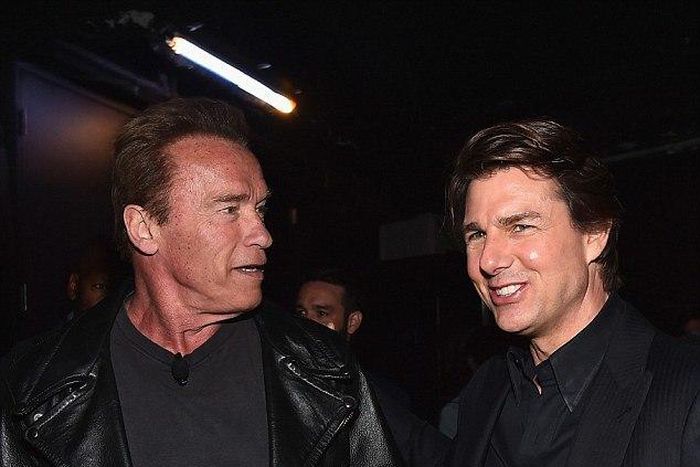 Arnold Schwazenegger fails to recognize Tom Cruise in Las Vegas