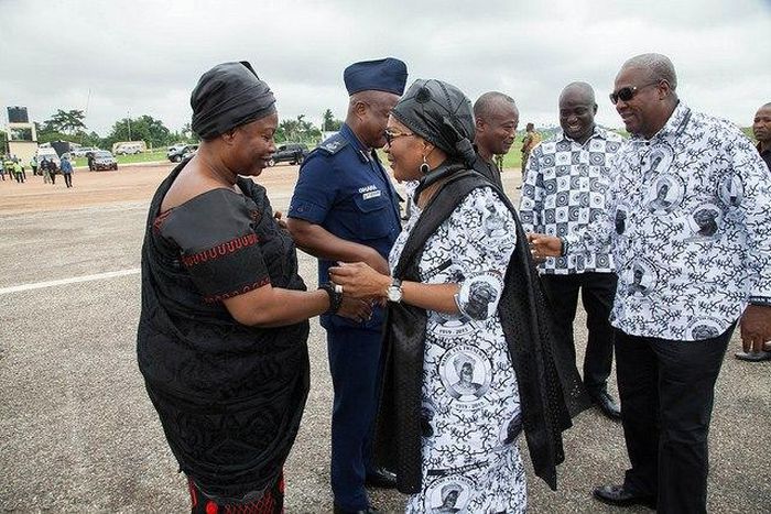 ___3962653___https:______static.pulse.com.gh___webservice___escenic___binary___3962653___2015___7___11___16___mahama-and-wife-at-funeral-41_2