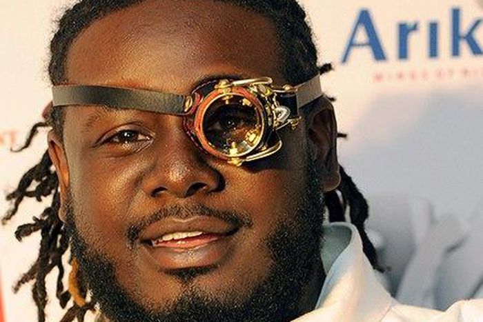 Did T-Pain announce Robert Pattinson and GF, FKA Twigs are engaged?