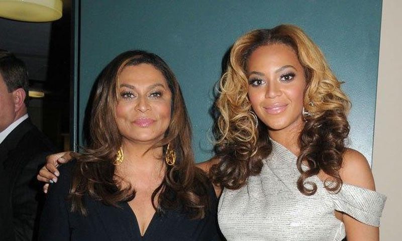 Tina Knowles-Lawson with daughter Beyonce
