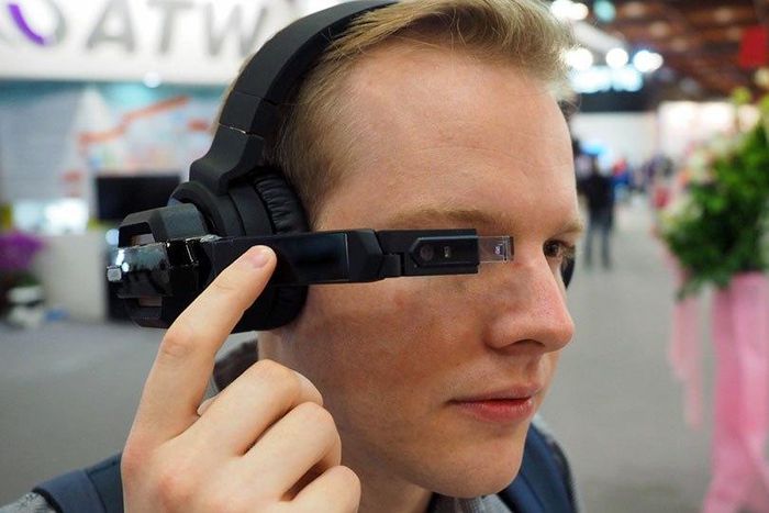 ChipSiP's "SiME Smart Headphones"