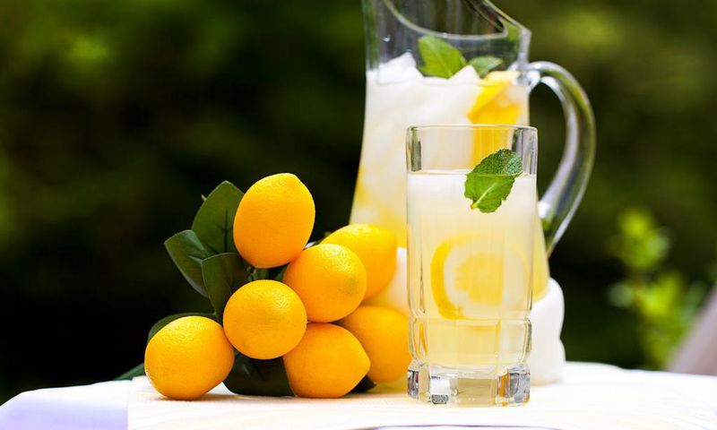 ___3952408___https:______static.pulse.com.gh___webservice___escenic___binary___3952408___2015___7___8___16___lemonade-e-juice