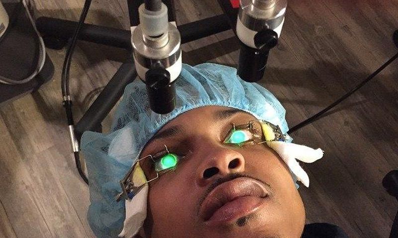 August Alsina undergoing eye corrective session
