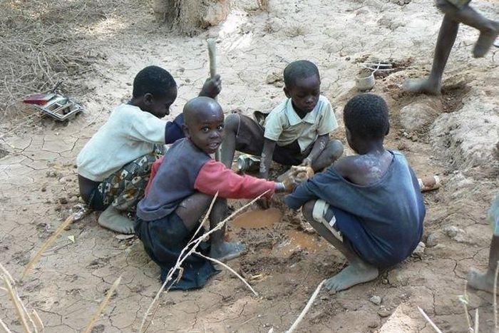 Some children practising illegal mining