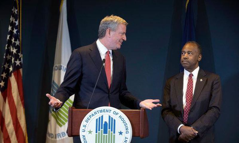 De Blasio cedes more control of NYCHA, but avoids federal takeover