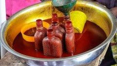 ___4012421___https:______static.pulse.com.gh___webservice___escenic___binary___4012421___2015___7___26___17___Palm+Oil+-+Antoshananarivo+-+Wikimedia+Commons