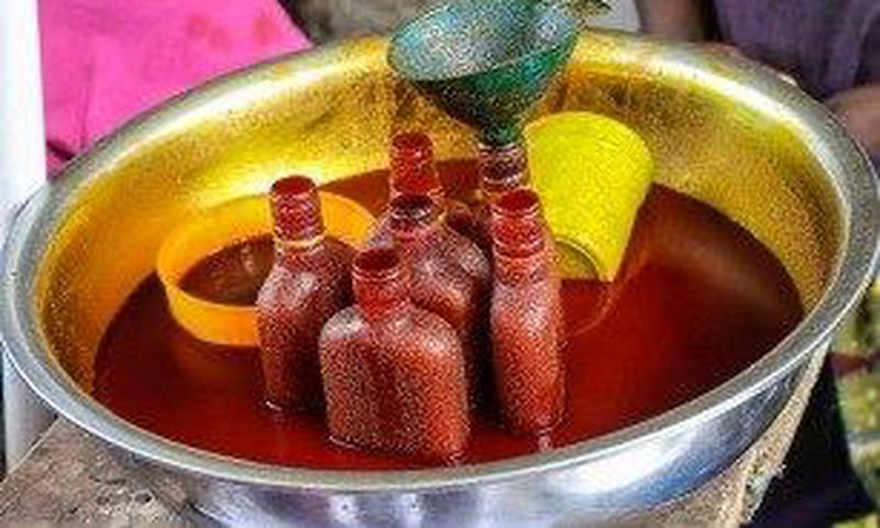 ___4012421___https:______static.pulse.com.gh___webservice___escenic___binary___4012421___2015___7___26___17___Palm+Oil+-+Antoshananarivo+-+Wikimedia+Commons