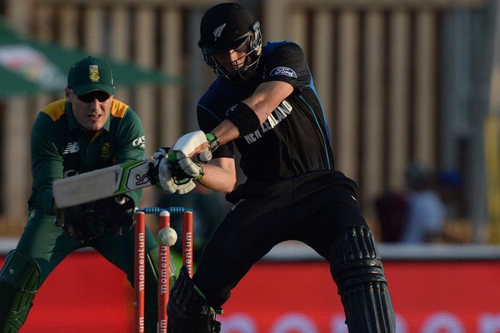 ___4097970___https:______static.pulse.com.gh___webservice___escenic___binary___4097970___2015___8___24___15___martinguptill-cropped_103tx3trt0w9314jct33si0f4u_1