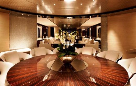 ___4254352___https:______static.pulse.com.gh___webservice___escenic___binary___4254352___2015___10___13___9___this-guy-is-building-doomsday-shelters-for-billionaires-111-body-image-1444405966-size_1000