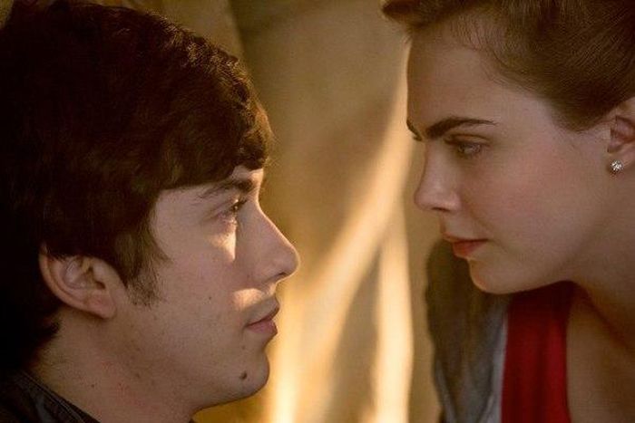 Trailer for John Green's 'Paper Towns'
