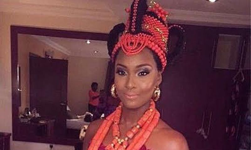 Osas Ighodaro just before going out for her wedding