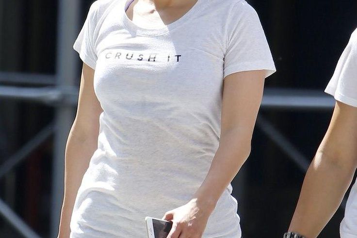 Jennifer Lopez in her "Crush It" t-shirt