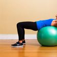 Crunches with exercise ball