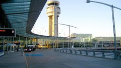 ___3784128___https:______static.pulse.com.gh___webservice___escenic___binary___3784128___2015___5___21___21___10-canadians-arrested-on-suspicion-of-heading-to-join-militants-in-mideast_6145_720_400