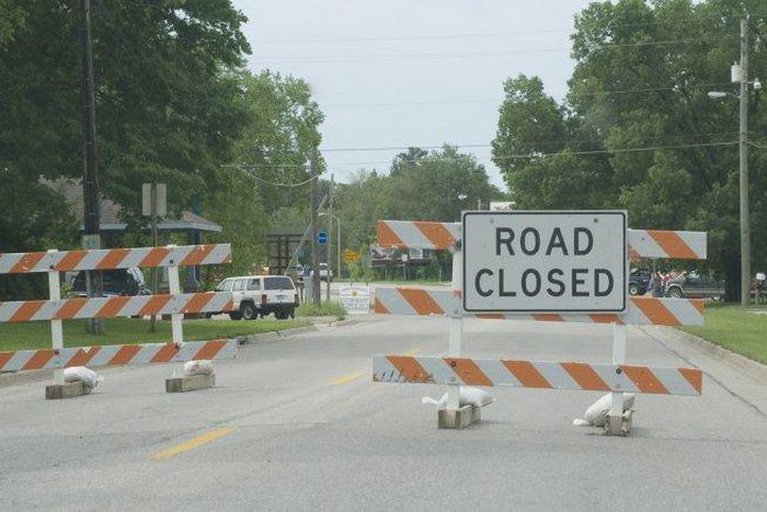 ___3543205___https:______static.pulse.com.gh___webservice___escenic___binary___3543205___2015___3___5___17___road+close