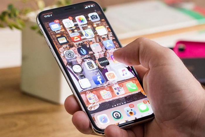 Does anyone owe you and has vanished? This new smartphone app detects debtors from a distance