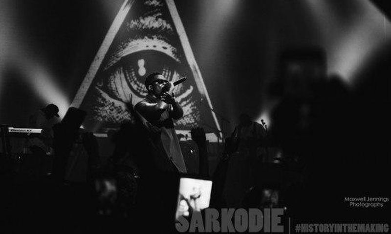Sarkodie projects the "Illuminati" symbol during his performance at "History In The Making" concert held at Apollo Theatre, UASA last month