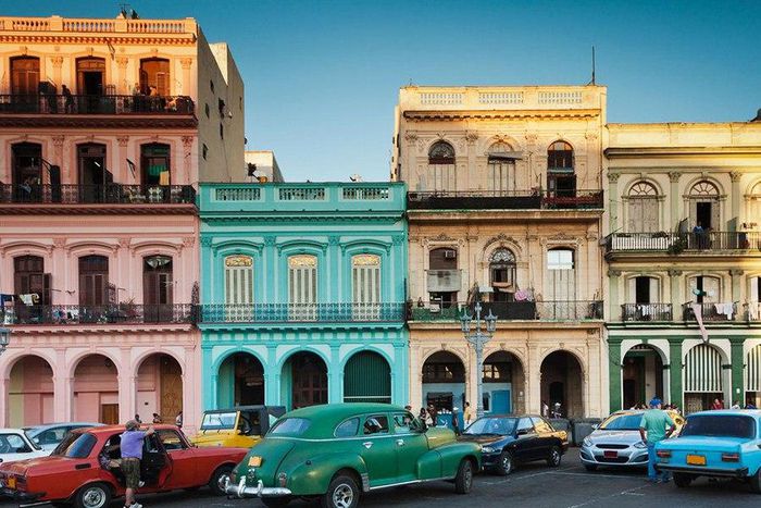 ___4215949___https:______static.pulse.com.gh___webservice___escenic___binary___4215949___2015___9___30___13___dam-images-travel-2015-colorful-cities-colorful-cities-architecture-design-06