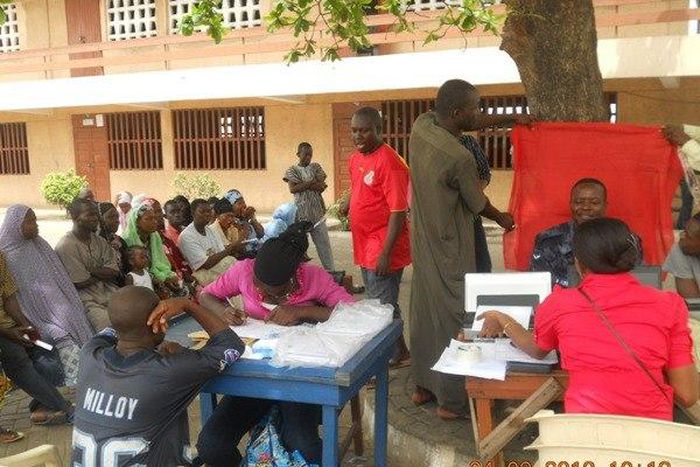 EC suspends voter registration