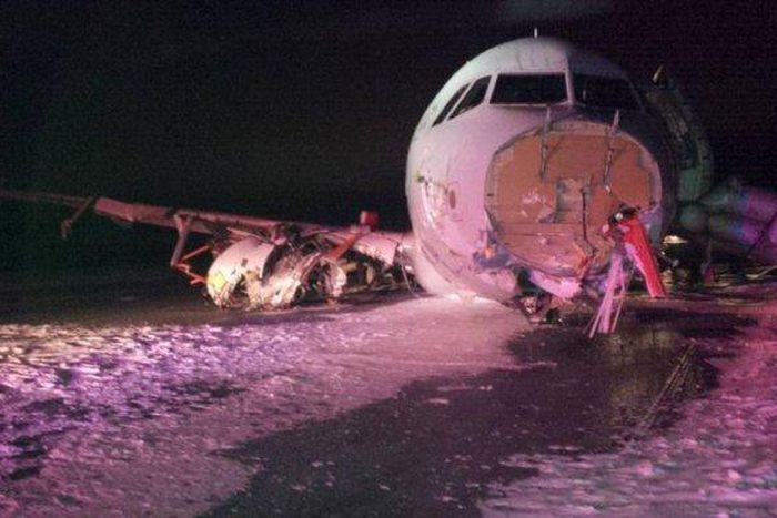 ___3613735___https:______static.pulse.com.gh___webservice___escenic___binary___3613735___2015___3___30___9___air+canada_1