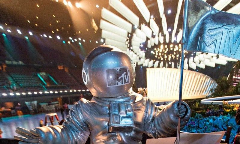 The VMA Moonman