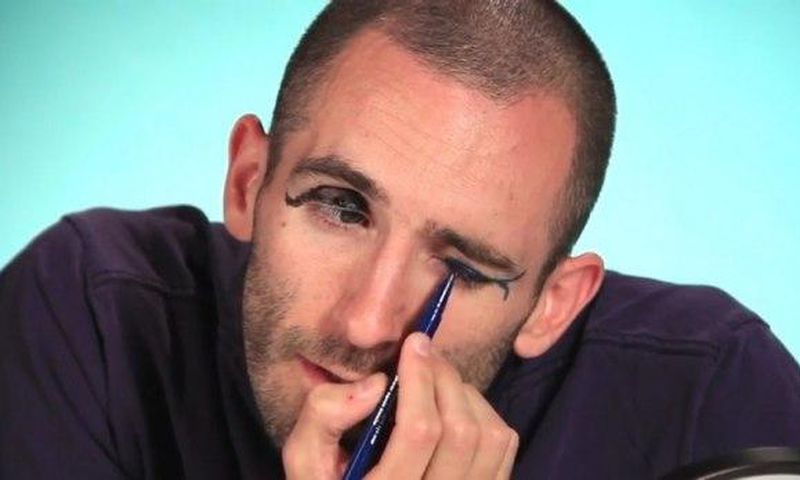 These five guys trying liquid eyeliner in this BuzzFeed video will leave you in stiches.