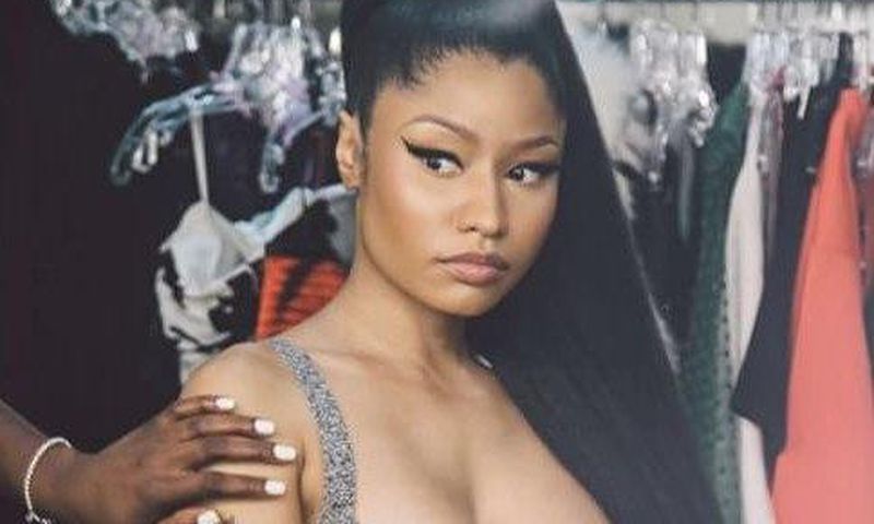 Nicki Minaj new selfie to mark 30m followers on instagram