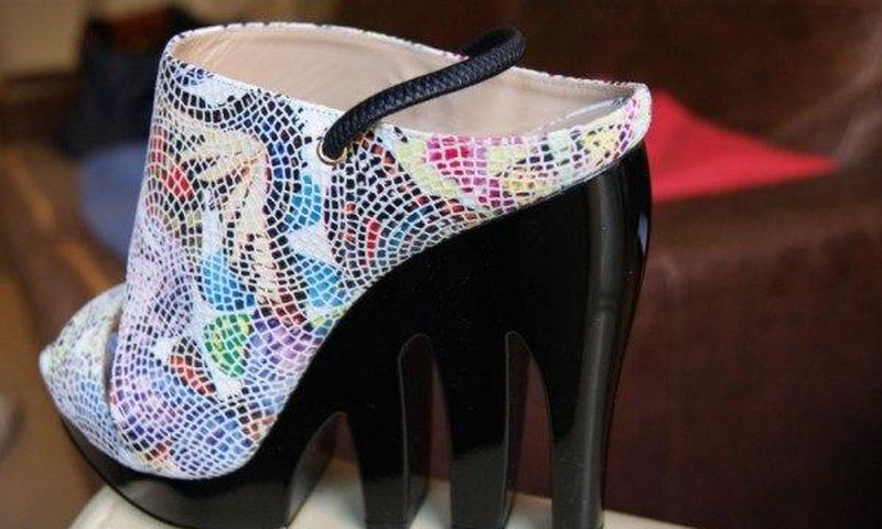 OYSBY shoe