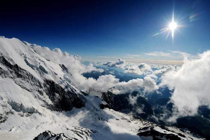 Forecasters have warned about a high risk of avalanches in the Savoie and Haute-Savoie regions following a fresh overnight snowfall