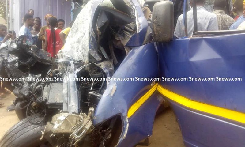 Eight dead in accident