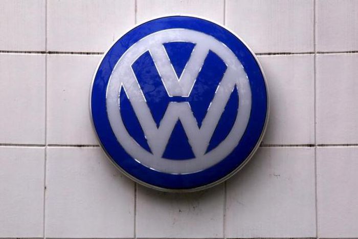 At least 30 involved in VW diesel cheat - Spiegel