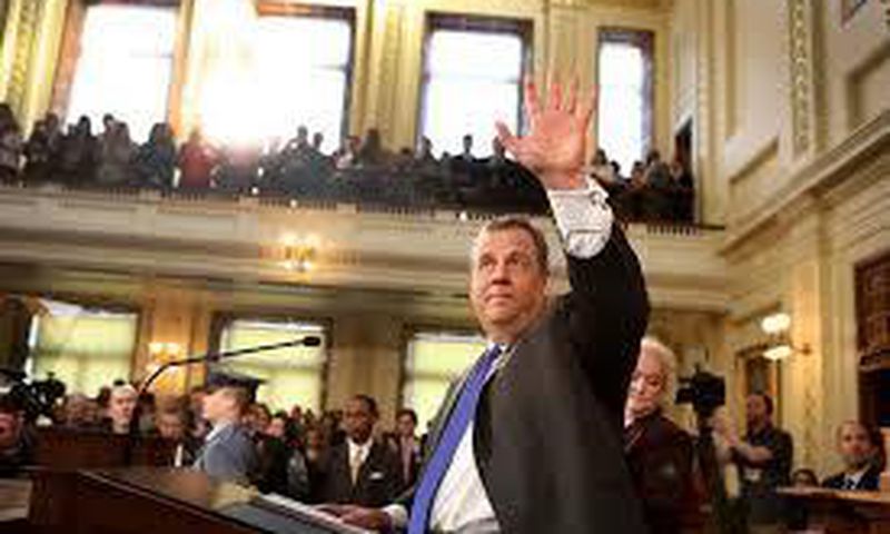 In 'Let Me Finish,' Christie goes easy on Trump, saving fire for Bannon and others