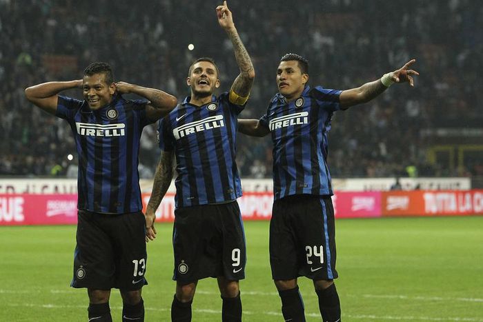 ___4203465___https:______static.pulse.com.gh___webservice___escenic___binary___4203465___2015___9___26___16___fredy-guarin-mauro-icardi-cropped_b917n7kg0y7v1m1nuahcgverv_2