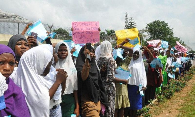 ___3685414___https:______static.pulse.com.gh___webservice___escenic___binary___3685414___2015___4___21___16___ProtestAgainstVictimisationofSecondarySchoolStudentUsingHijabbyPrincipalsinLagos5
