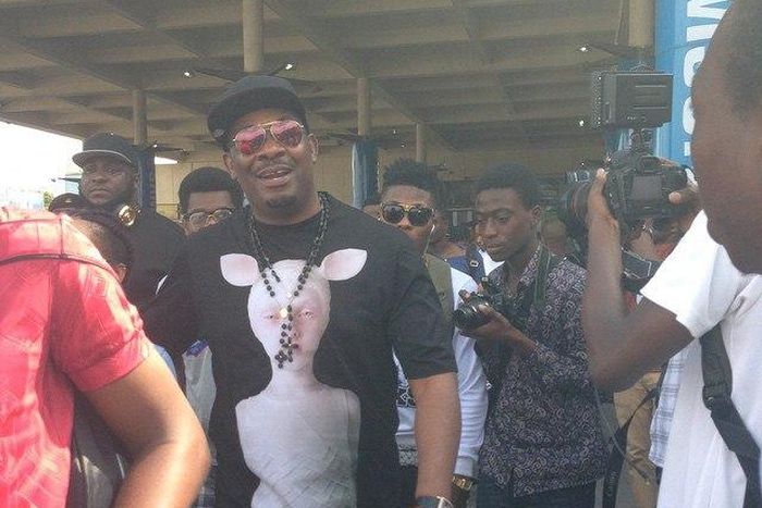 Don Jazzy and the Mavins arrive in Ghana