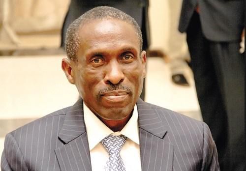 Zambian Minister, Lawrence Sichalwe  to face police for sharing this porn video on WhatsApp
