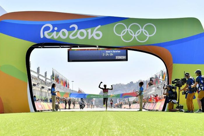 Jemima Jelagat Sumgong winning Olympic gold in Rio