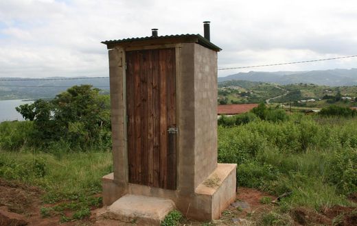 ___3625059___https:______static.pulse.com.gh___webservice___escenic___binary___3625059___2015___4___2___18___photo_toilets3_south_africa