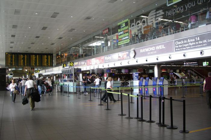 ___4160915___https:______static.pulse.com.gh___webservice___escenic___binary___4160915___2015___9___11___21___Dublin_Airport_Terminal_1_Departures_Level