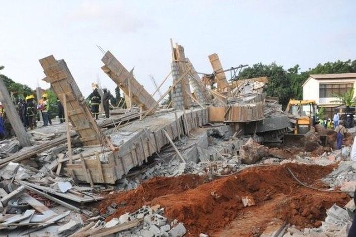 ___4013731___https:______static.pulse.com.gh___webservice___escenic___binary___4013731___2015___7___27___9___cantonments+collapse